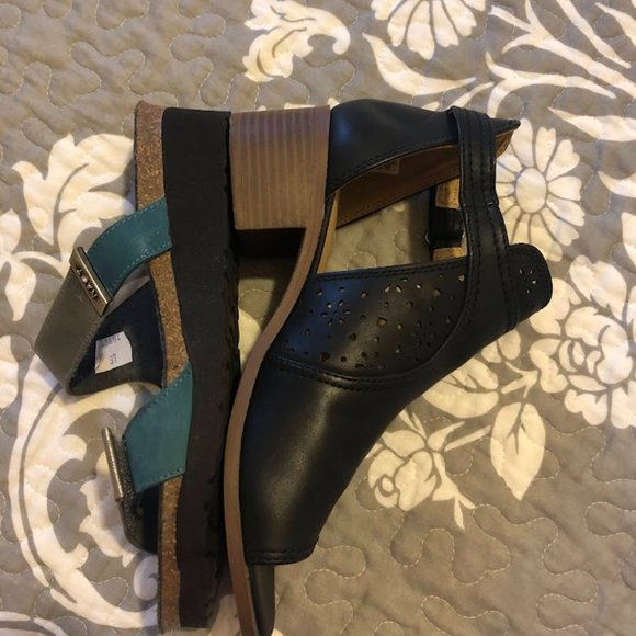 Women's black sandals - Picture 5 of 7